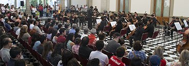 ALUMNOS DE LA ESCUELA DE MÚSICA VIDA Y MOVIMIENTO ENGANCHAN AL PÚBLICO CON GALA DE ÓPERA