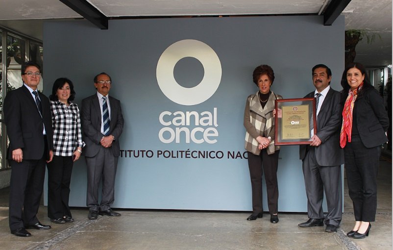 CANAL ONCE RECIBE EL a€œPREMIO NACIONAL DE PERIODISMO 2014a€