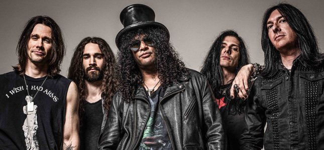 SLASH ANUNCIA INVITADOS ESPECIALES
