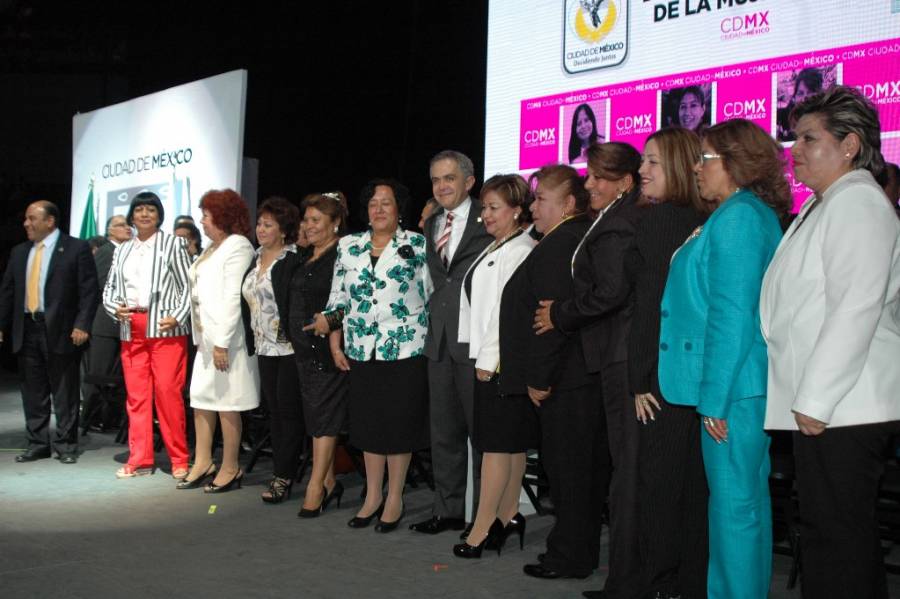 DÍA INTERNACIONAL DE LA MUJER