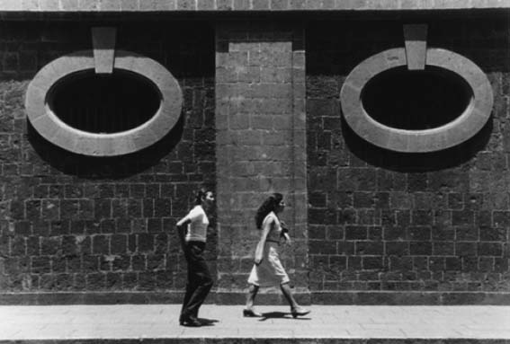 La exposición Metáforas, de José Luis Neyra, en el Museo Archivo de la Fotografía