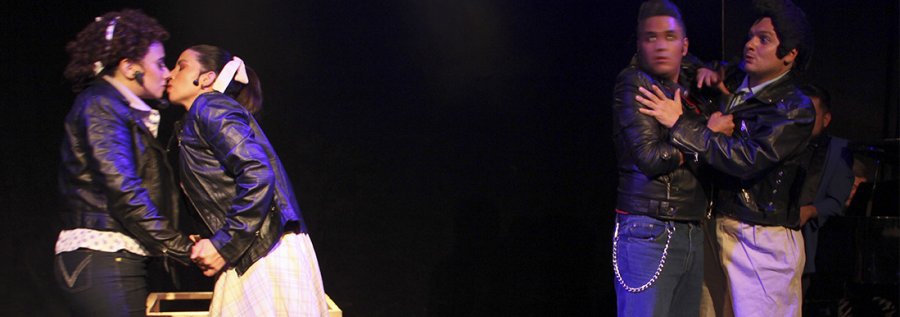 HUMOR ÃCIDO Y ROCKABILLY OFRECE REBELDE CON CAUSA EN EL FORO A POCO NO
