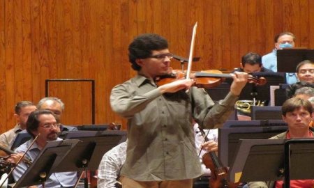 DEJA CONCIERTO DE LA OFCM ESTELA DE TRISTEZA, ALEGRÃA Y ENERGÃA CON JÃšPITER, SHOSTAKOVICH Y EL VIOLINISTA ALFREDO REYES