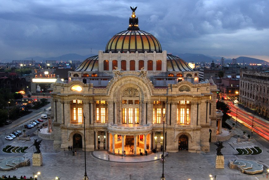 OFRECE FESTIVAL DEL CENTRO HISTÓRICO DE MÉXICO 50 POR CIENTO DE DESCUENTO EN TAQUILLAS Y RECORRIDOS CULTURALES