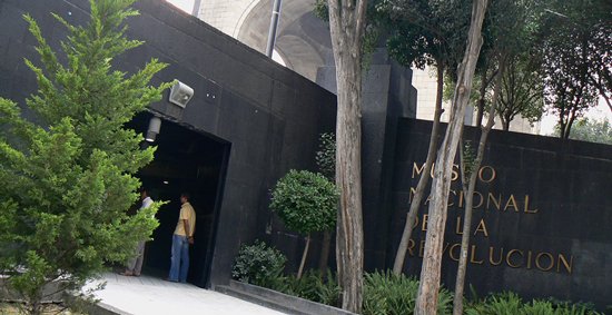 Exhibe Museo Nacional de la Revolución el a€œfotoperiodismo poéticoa€ de Elsa Medina
