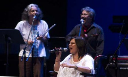 SUBE MARU ENRÃQUEZ AL ESCENARIO PARA DEMOSTRAR QUE CANTAR ES LO QUE CUENTA