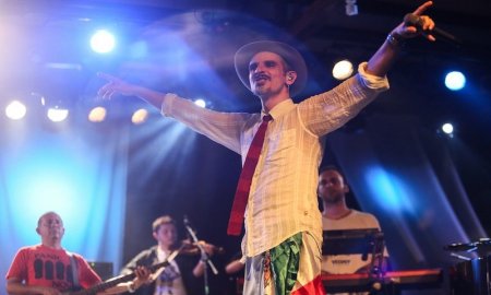 Todo listo para una noche intensa de mÃºsica y baile en el Reggae Land