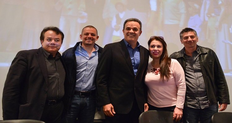Lleva el GDF Ópera Payasos, con Fernando de la Mora, al Zócalo capitalino