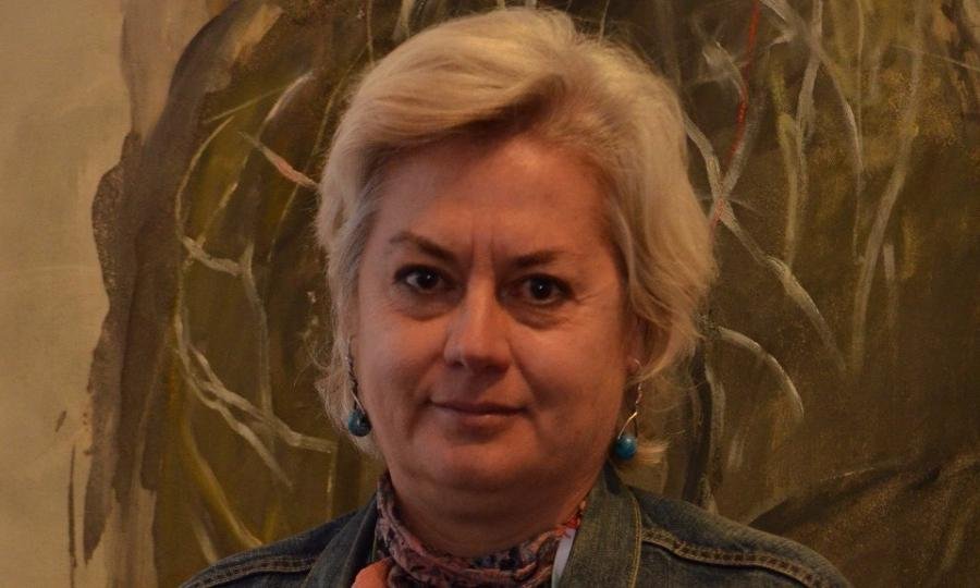 Silvia Barbescu celebra 15 años de trayectoria en nuestro país con exposición en el Salón de la Plástica Mexicana