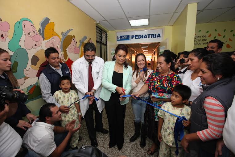 Vicepresidenta Baldetti impulsa mejoras en hospitales infantiles