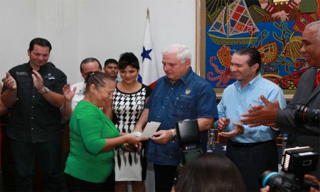 Presidente Martinelli pide perdÃ³n a nombre del Estado por envenenamiento masivo con dietilenglicol