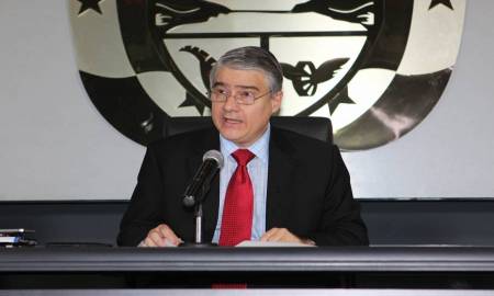 PROYECTOS DE PRESUPUESTO 2015 FAVORECE AL PROGRAMAS SOCIALES