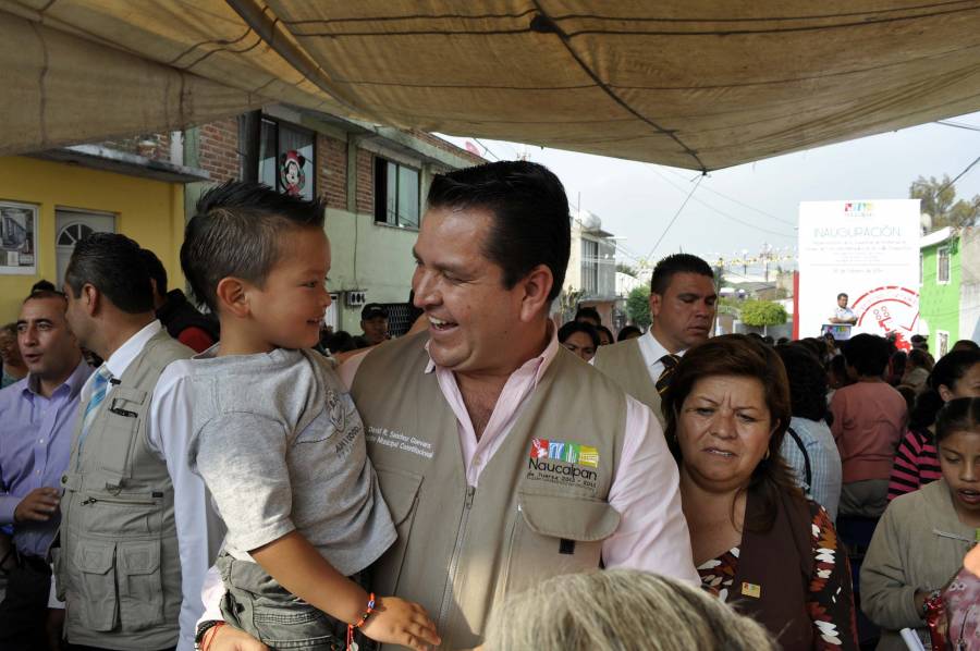 ENTREGA DSG PAVIMENTACIÓN DE CALLES EN BENEFICIO DE 18 MIL NAUCALPENSES