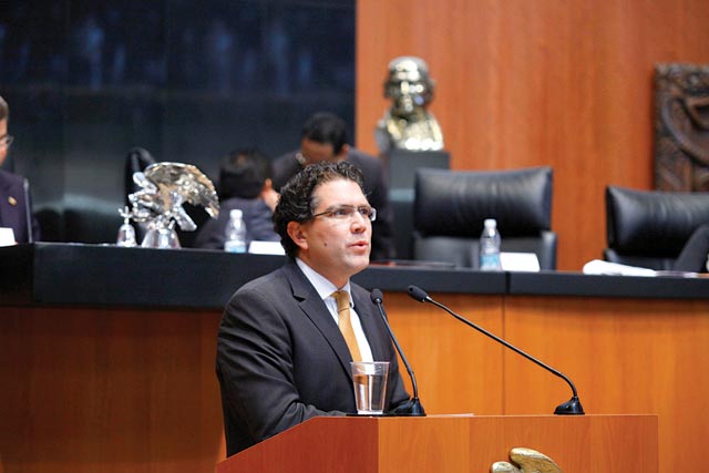 La iniciativa ciudadana debe contemplar a organizaciones sociales: senador Ríos Piter