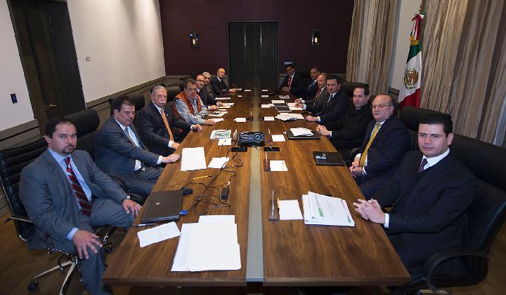 Reunión del Secretario de Gobernación con diez mandatarios estatales