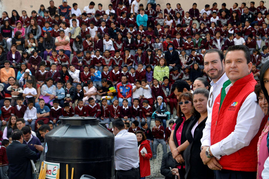 TRABAJAMOS POR HACER CUMPLIR LOS DERECHOS DE SALUD Y EDUCACIÓN: DSG