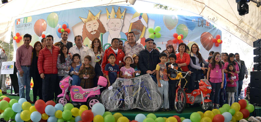 MÁS DE 20 MIL NAUCALPENSES CON SONRISAS Y JUGUETES