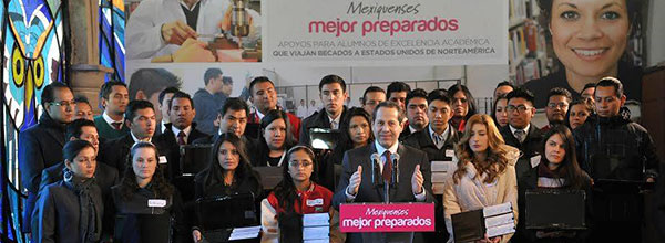 ENTREGA ERUVIEL ÁVILA BECAS A UNIVERSITARIOS PARA ESTUDIAR EN WASHINGTON