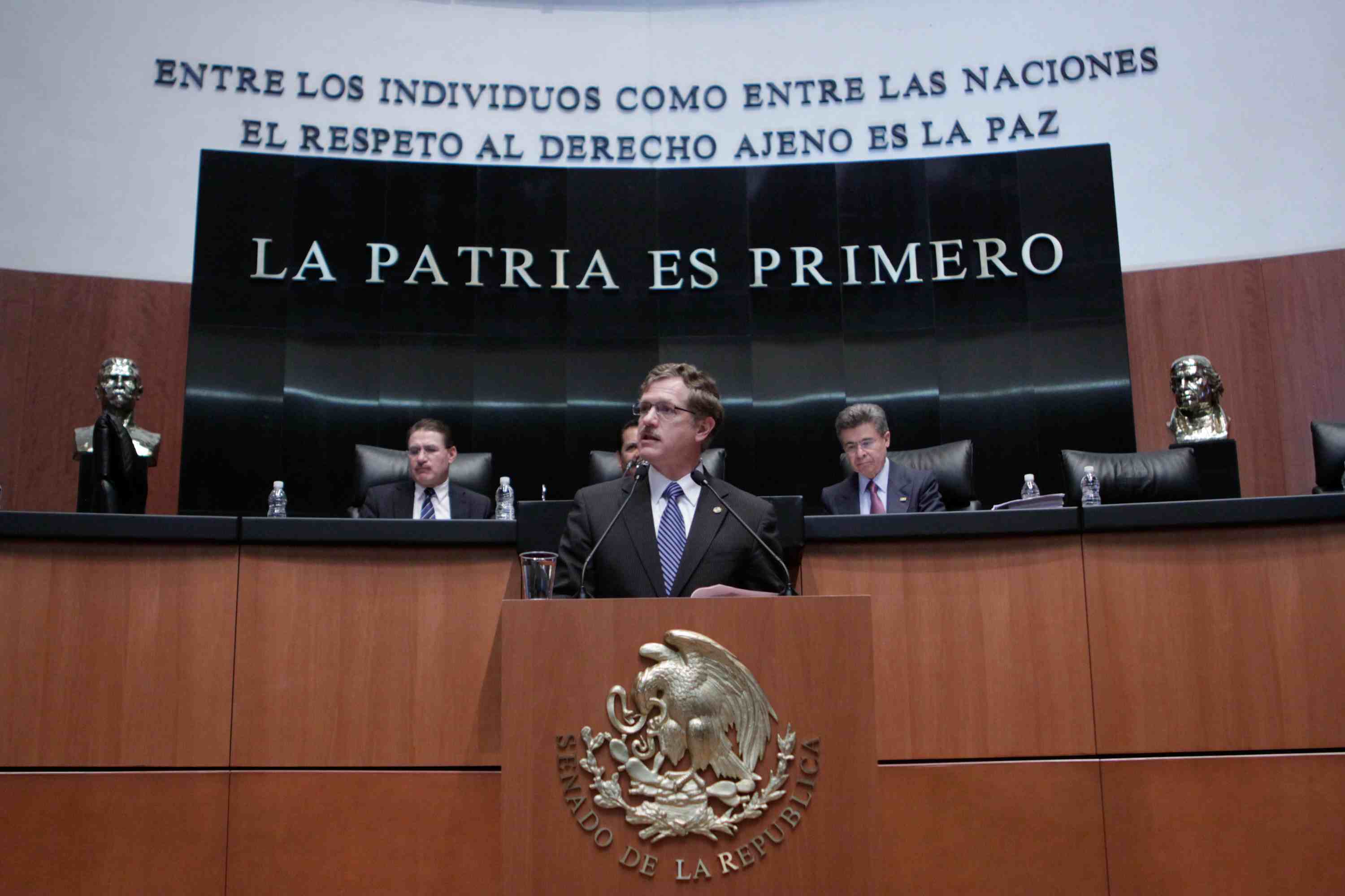 Se necesita Estado de Derecho y no un emisario en Michoacán: Juan Carlos Romero Hicks
