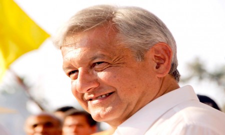 AMLO sufre infarto al miocardio (video)