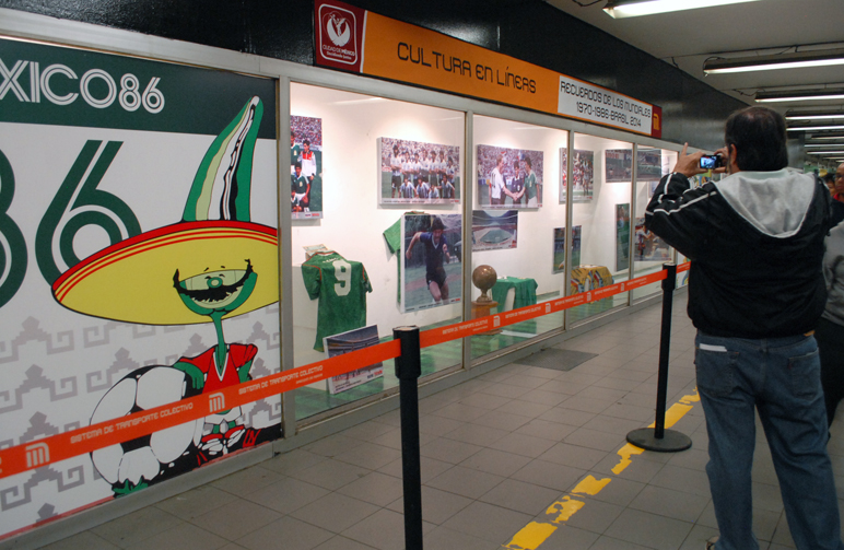 GalerÃ­a de recuerdos de los mundiales MÃ©xico 70 y MÃ©xico 86, en metro Salto del Agua