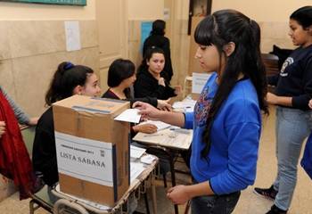 PODRÍAN VOTAR EN 2015 JÓVENES DE 16 Y 17 AÑOS DE EDAD