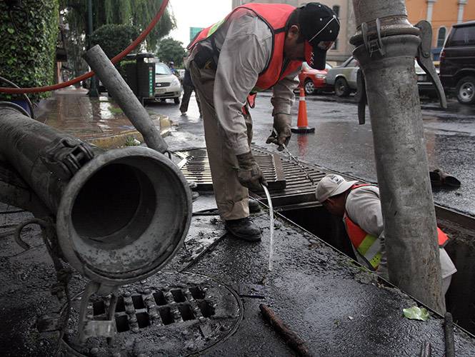 Proponen desazolve urgente en el DF