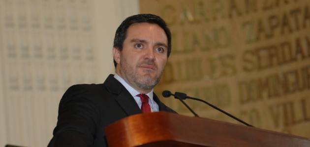 NO ES CON CONFERENCIAS COMO SE RESOLVERÃ PROBLEMA DE LÃNEA 12