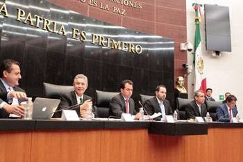 Leyes de ingresos sobre hidrocarburos y del Fondo Mexicano del Petróleo, a discusión en comisiones