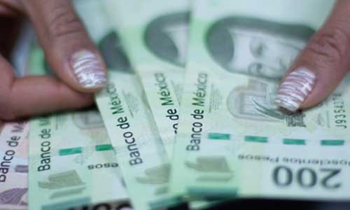 Solicitan senadores consulta popular para reducir sueldo en la Administración Pública