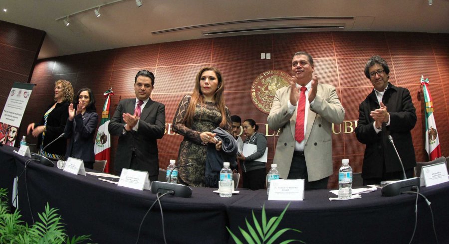 Hacer a un lado diferencias entre estados para unirnos como mexicanos