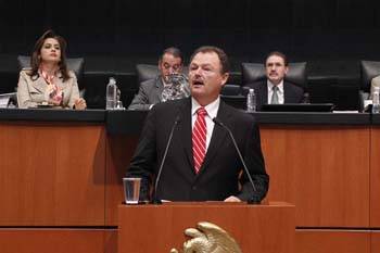 Reformas para que PEMEX y CFE sean empresas productivas