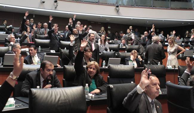 Senado aprueba, en lo general y particular, nuevas leyes de la Industria Eléctrica y de Geotermia
