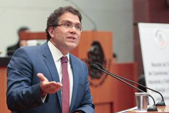 Continúa petrolización de finanzas y discrecionalidad en uso de recursos