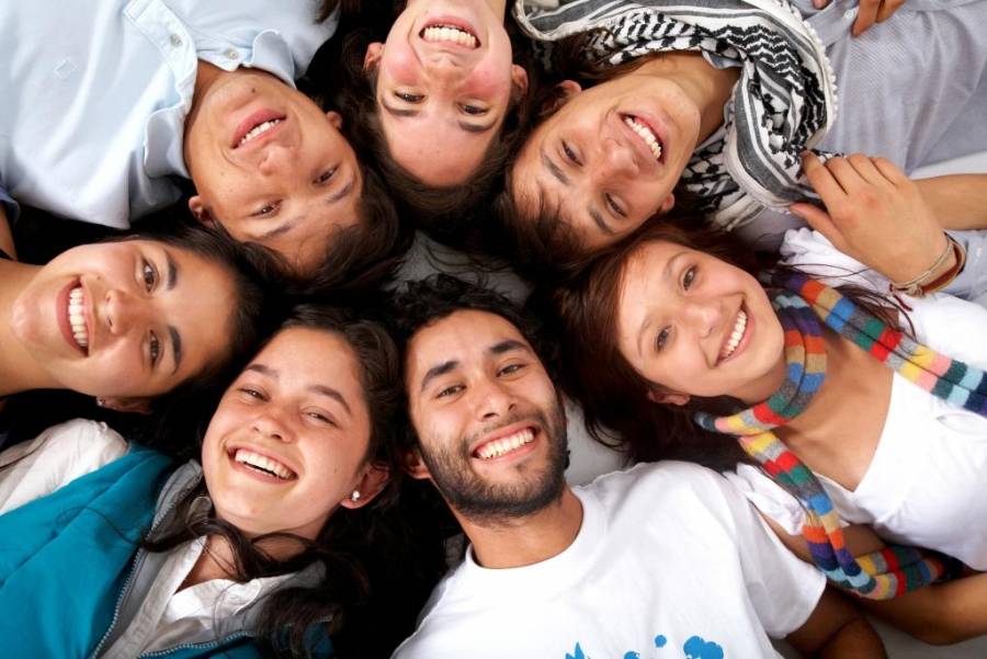 Elevar a rango constitucional el derecho de la juventud a su desarrollo integral