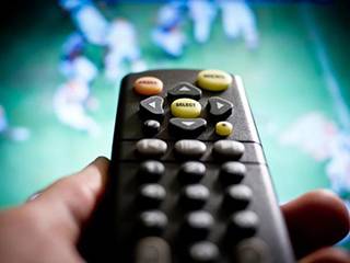 Piden reconsiderar entrega de televisores digitales