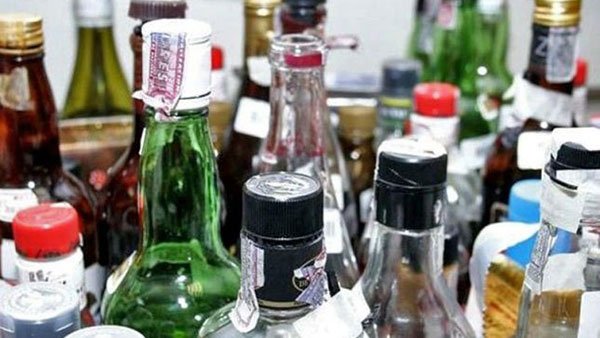 La Cofepris y el SAT aseguran casi 80,000 litros de bebidas alcohólicas ilegales en Chiapas