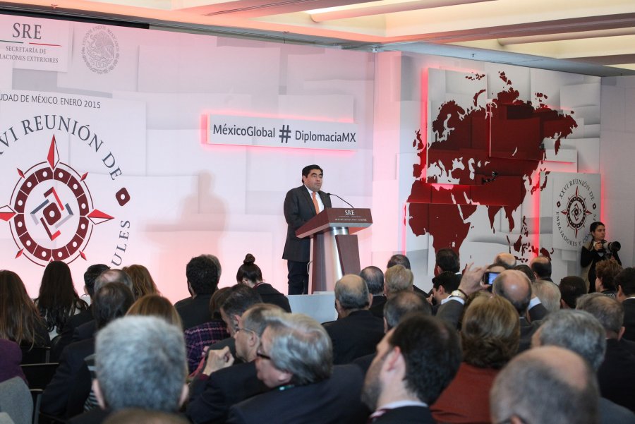 Diplomacia debe promover ante el mundo reformas del Estado mexicano