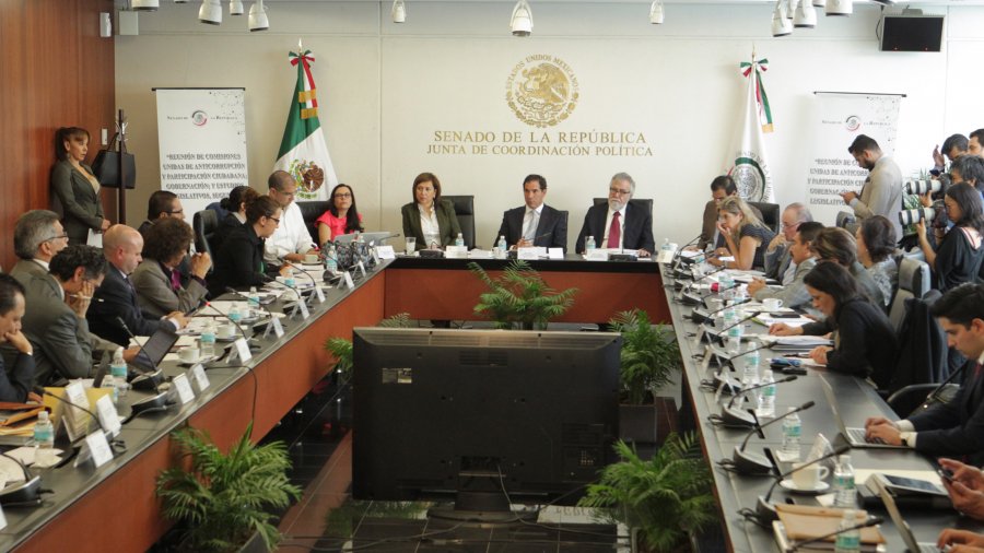 Solicitan a Senadores no limitar derecho de acceso a la información