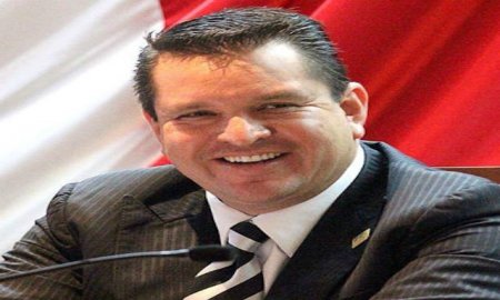 DETIENEN A DAVID SÃNCHEZ, EXALCALDE DE NAUCALPAN.