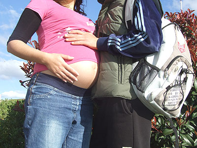 Aumenta a 5.8 por ciento, cifra de embarazos adolescentes; exhortan a impulsar acciones para prevenirlos