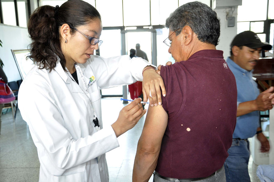 REFUERZA NAUCALPAN VACUNACIÓN CONTRA LA INFLUENZA