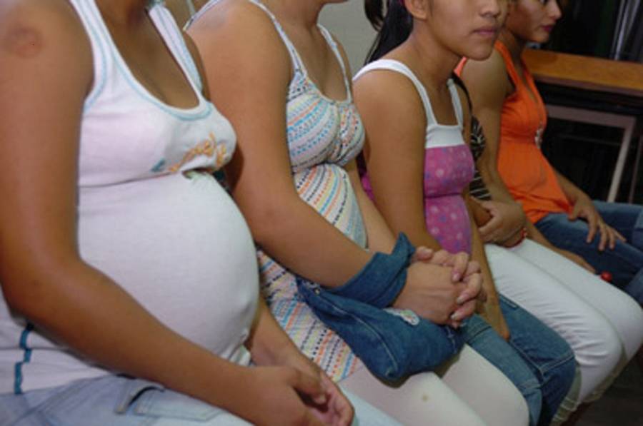 Buscan cotrarrestar aumento en embarazos adolescentes