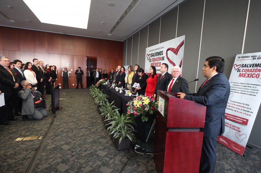 Buscan garantizar cobertura universal de salud