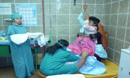 CAPACITAN A PERSONAL DE SALUD PARA HUMANIZACION DE PARTO