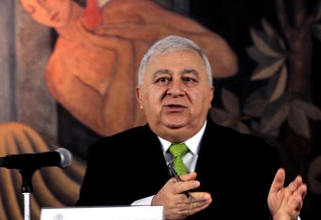 DEBE SER PRESERVADO Y ENRIQUECIDO EL NORMALISMO EN MÉXICO: EMILIO CHUAYFFET