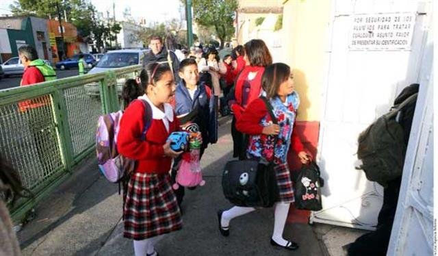 REGRESAN A CLASES EL LUNES MÁS DE 25.9 MILLONES DE ALUMNOS Y UN MILLÓN 212 MIL DOCENTES EN EDUCACIÓN BÁSICA