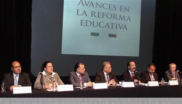 SE CUMPLE LA LEY EN LA INSTRUMENTACIÓN DE LA REFORMA EDUCATIVA: TREVIÑO CANTÚ