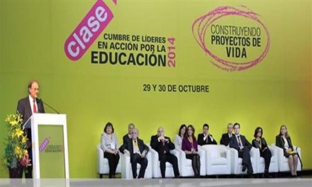 LA EDUCACIÃ“N EN MÃ‰XICO FORMA INDIVIDUOS CAPACES DE PENSAR Y EXPRESARSE EL LIBERTAD