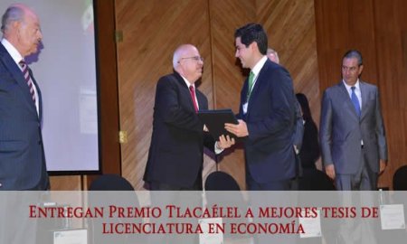 ENTREGAN PREMIO TLACAÃ‰LEL A MEJORES TESIS DE LICENCIATURA EN ECONOMÃA 